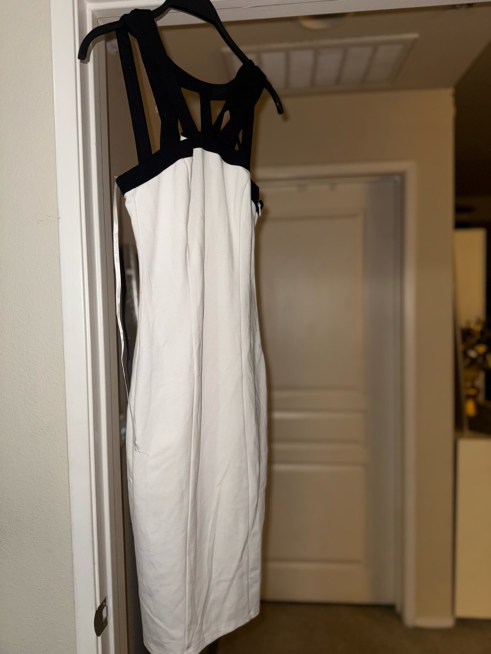 bebe Black & White Strappy Midi Dress